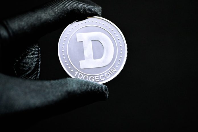 DOGE Surges 1.52% to $0.18 as Market Momentum Builds